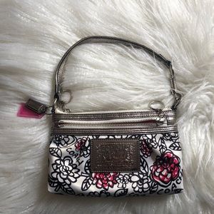 Coach Graffiti Poppy Daisy Purse - limited edition